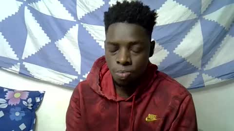 Snapshot of blesse_mixed chatting on 10.25.25 Black brown online show from 10.25.25