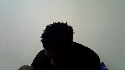 Snapshot of blesse_mixed chatting on 10.28.25 Black brown online show from 10.28.25