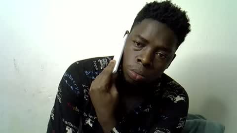 Snapshot of blesse_mixed chatting on 10.30.25 Black brown online show from 10.30.25