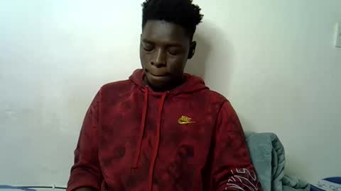 Snapshot of blesse_mixed chatting on 11.02.25 Black brown online show from 11.02.25