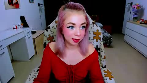 Snapshot of blinkofeyess chatting on 01.31.25 Nicole online show from 01.31.25