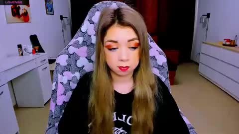 Snapshot of blinkofeyess chatting on 03.09.25 Nicole online show from 03.09.25