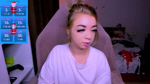 Nicole online show from 12.21.25