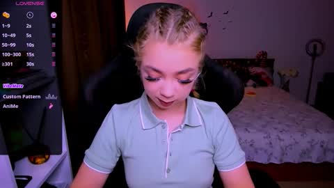 Nicole online show from 01.12.26