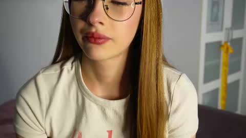  LiLy online show from 11.07.25