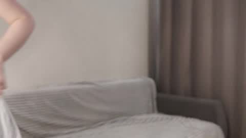 Snapshot of blissvibe chatting on 09.25.25 Mila online show from 09.25.25