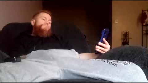 Snapshot of bllg3 chatting on 12.17.25 bllg3 online show from 12.17.25