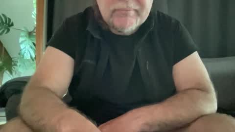 BlIdoL online show from 04.21.26