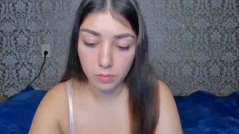 Snapshot of bloemetjes chatting on 12.01.25 bloemetjes online show from 12.01.25