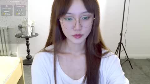 Snapshot of blon_kater chatting on 12.09.24 YoYo online show from 12.09.24