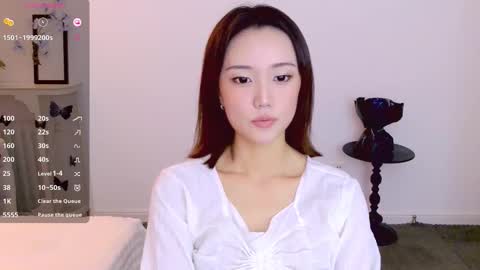 YoYo online show from 12.20.25