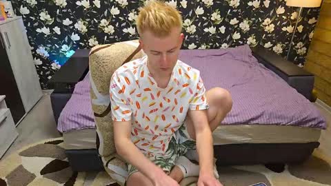 blond_boy69 online show from 05.15.26