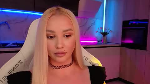 Lana online show from 10.22.25