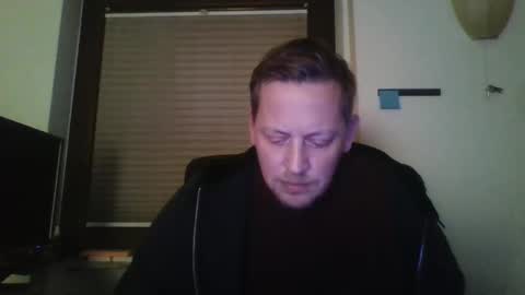 Snapshot of blonde32m chatting on 12.05.24 blonde32m online show from 12.05.24