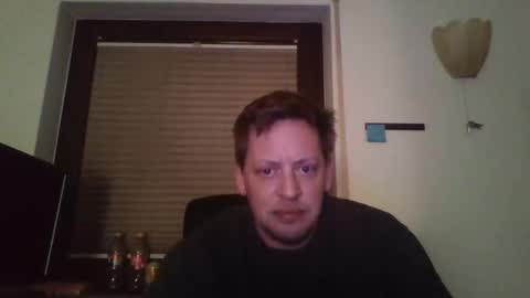 Snapshot of blonde32m chatting on 12.30.24 blonde32m online show from 12.30.24