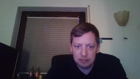 Snapshot of blonde32m chatting on 01.01.25 blonde32m online show from 01.01.25