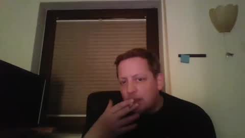 Snapshot of blonde32m chatting on 01.04.25 blonde32m online show from 01.04.25