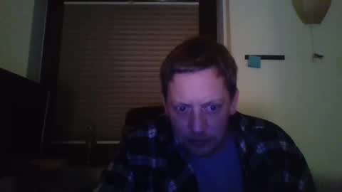 Snapshot of blonde32m chatting on 01.08.25 blonde32m online show from 01.08.25