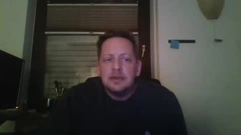 Snapshot of blonde32m chatting on 11.14.25 blonde32m online show from 11.14.25