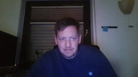 Snapshot of blonde32m chatting on 11.20.25 blonde32m online show from 11.20.25