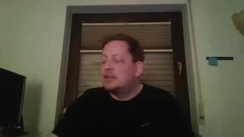 Snapshot of blonde32m chatting on 11.30.25 blonde32m online show from 11.30.25