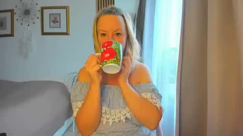 Nicole online show from 01.29.25