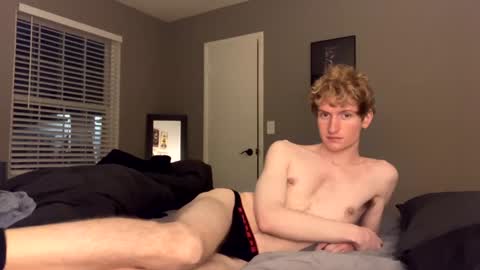 Snapshot of blonde_boi99 chatting on 01.13.25 Blondie online show from 01.13.25