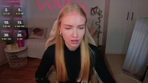 Nessa online show from 05.12.26