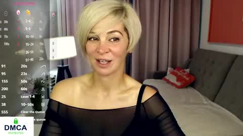 Snapshot of blondemommy_77 chatting on 07.11.26 Lola online show from 07.11.26