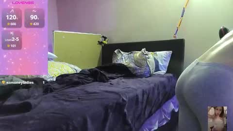 Bubbles online show from 10.16.25