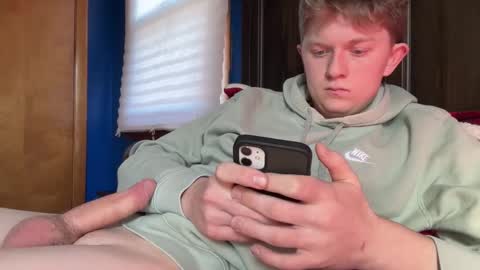 Snapshot of blondiedicks1 chatting on 01.16.26 blondiedicks1 online show from 01.16.26