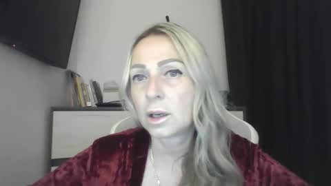 Iren online show from 09.08.25