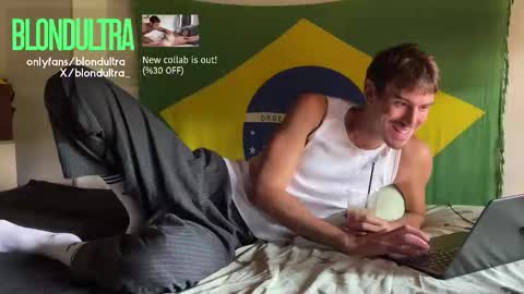Snapshot of blondultra chatting on 09.13.25 blondultra online show from 09.13.25