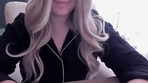 blondymargaret online show from 02.23.25