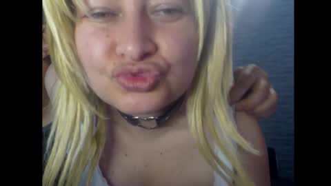 Snapshot of blontsex chatting on 02.28.26 Blontsex online show from 02.28.26