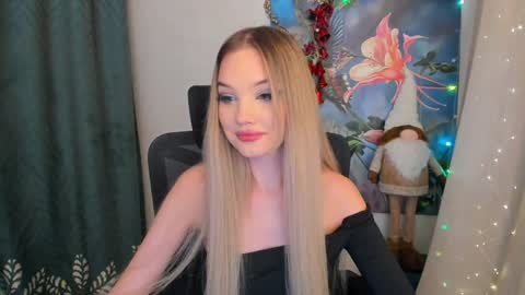 Sophia online show from 12.19.24