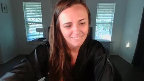 Sarah Zee online show from 11.21.25