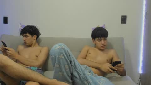 Blue online show from 04.29.26