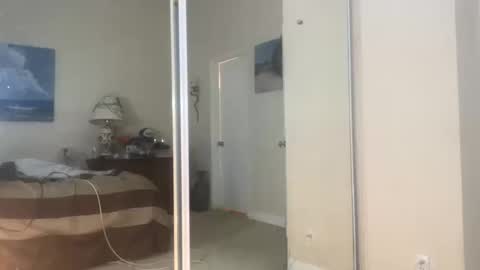 Snapshot of blue_cum_bunny123 chatting on 10.12.25 blue_cum_bunny123 online show from 10.12.25