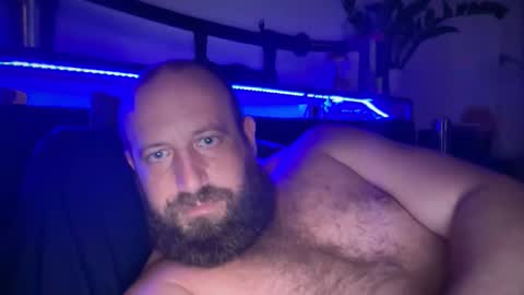 Snapshot of blue_eyes247 chatting on 05.27.26 blue_eyes247 online show from 05.27.26