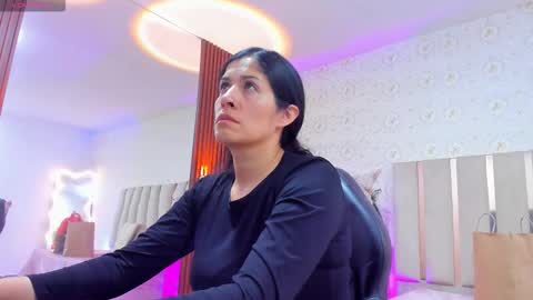 Snapshot of blue_tay1 chatting on 09.10.25 blue_tay1 online show from 09.10.25