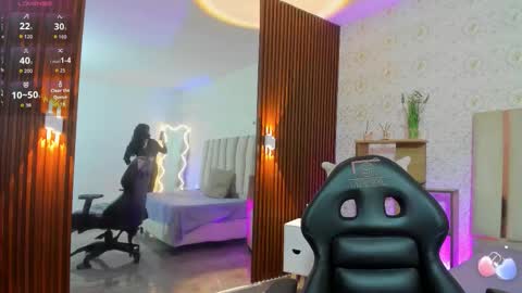 Snapshot of blue_tay1 chatting on 09.25.25 blue_tay1 online show from 09.25.25