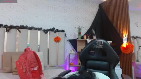 Snapshot of blue_tay1 chatting on 11.02.25 blue_tay1 online show from 11.02.25