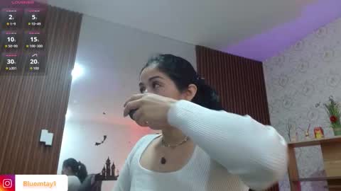 Snapshot of blue_tay1 chatting on 11.03.25 blue_tay1 online show from 11.03.25