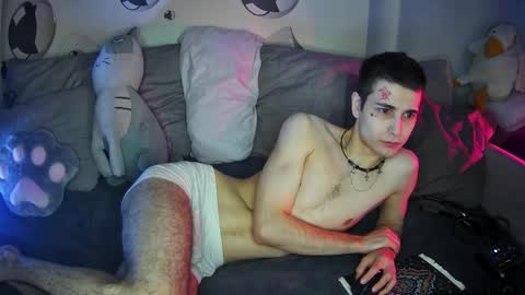 Snapshot of blue_w0rld chatting on 01.17.26 SONNYVAN online show from 01.17.26