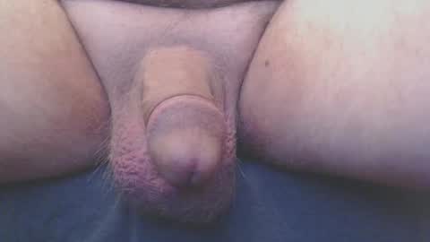 Snapshot of bluebee420 chatting on 02.25.25 bluebee420 online show from 02.25.25