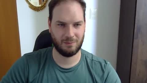 Snapshot of bluec2c chatting on 11.25.25 Blue online show from 11.25.25