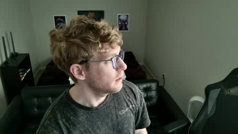 Snapshot of blueeyedtallguy chatting on 03.23.26 blueeyedtallguy online show from 03.23.26