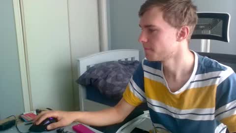 bluegaze6227724 online show from 11.28.25