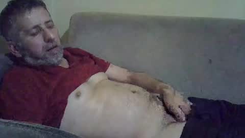 Snapshot of bluehot59 chatting on 12.31.24 blue online show from 12.31.24